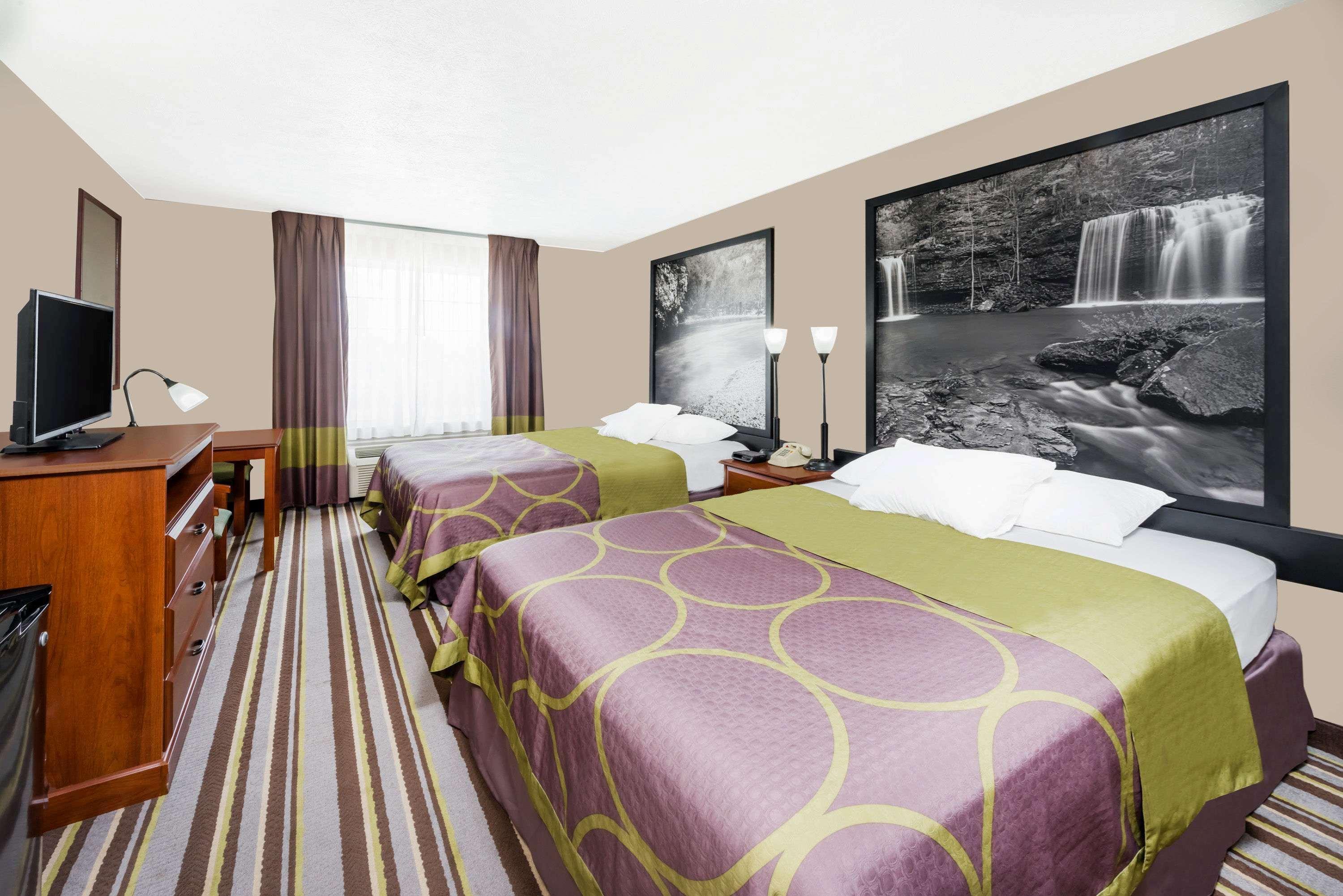 Super 8 By Wyndham Bolivar Exterior foto