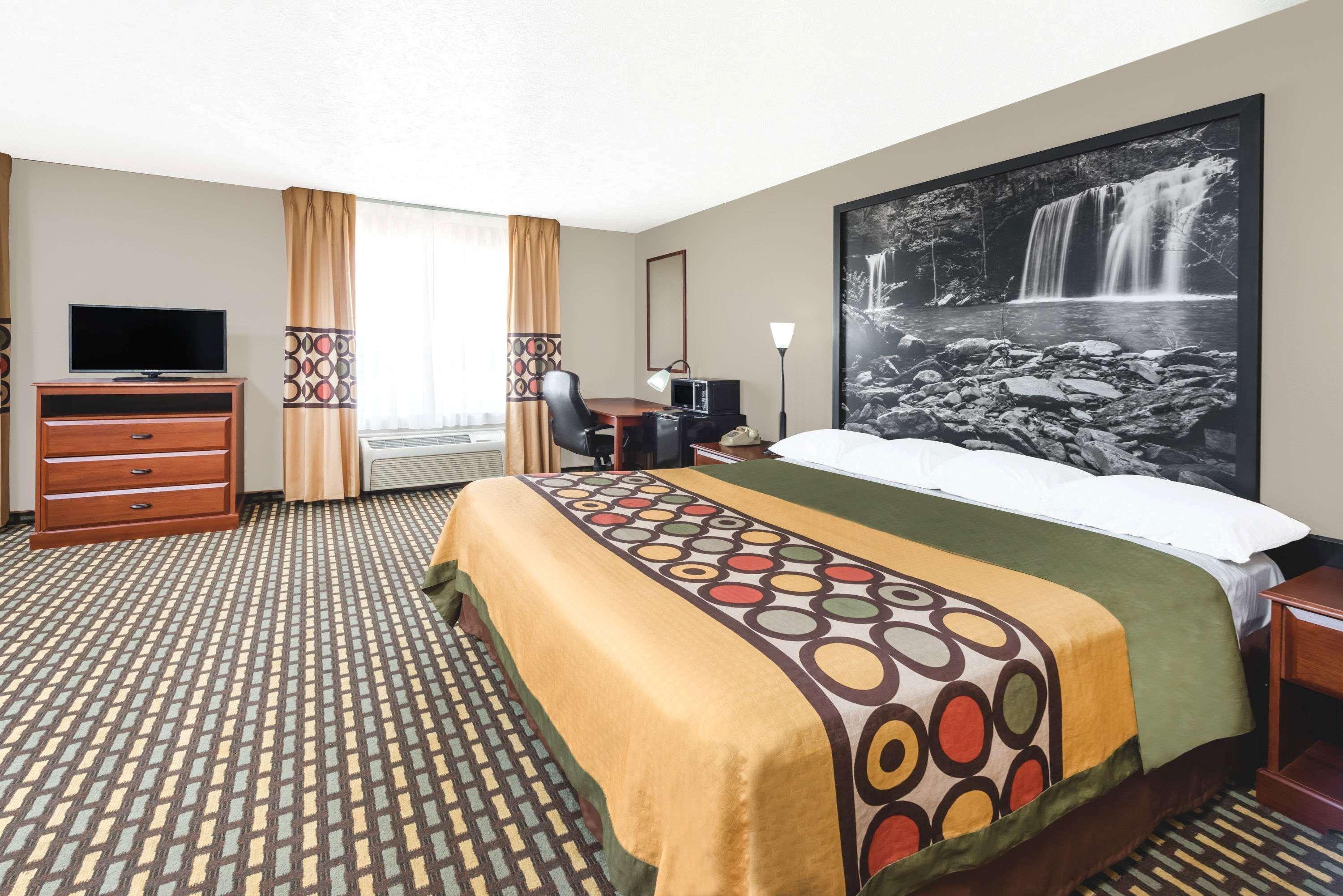 Super 8 By Wyndham Bolivar Exterior foto